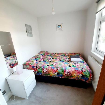Beautiful 3 Bedroom House At The Sea Front - Amazing Location Southend-on-Sea Esterno foto