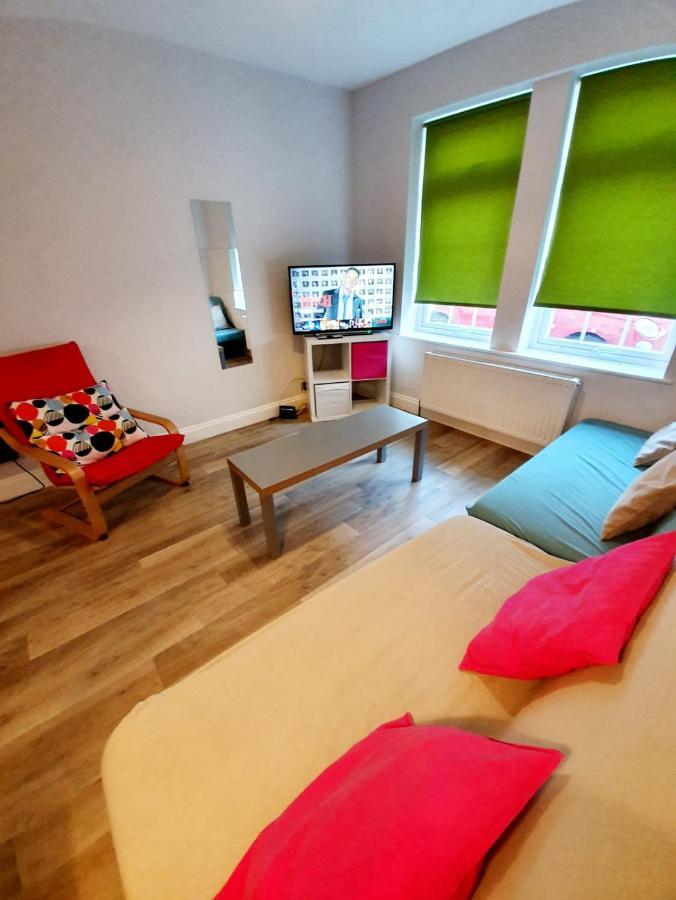 Beautiful 3 Bedroom House At The Sea Front - Amazing Location Southend-on-Sea Esterno foto