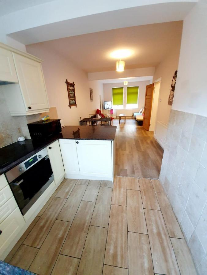 Beautiful 3 Bedroom House At The Sea Front - Amazing Location Southend-on-Sea Esterno foto